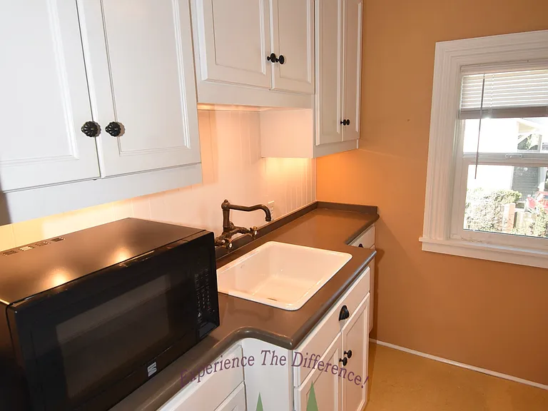 124 Winchester St — Photo 13