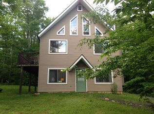 97 Elderberry Dr, Thornhurst, PA 18424