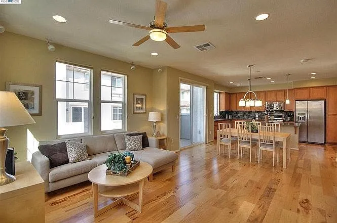Kitchen/Family Combo