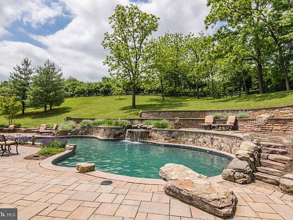 5th image of 41047 Nestlewood Farm Ln