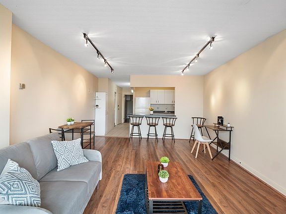 5th image of 200 Swanton St APT 717