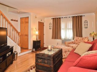 1197 Hope St APT 3, Stamford, CT 06907