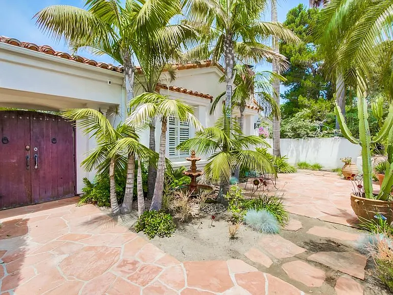 6352 Castejon Dr — Photo 23