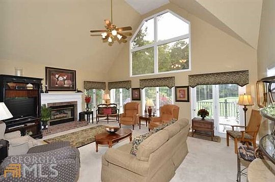 5th image of 10040 Bankside Dr