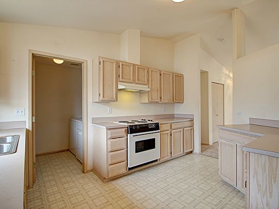 5th image of 1217 Juniper Pl