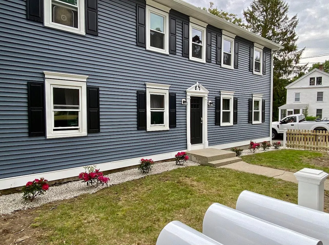 21 Otis Street - A — Photo 1