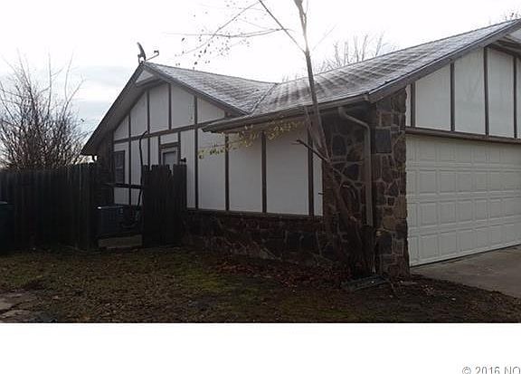 2nd image of 1006 S Wewoka Ave