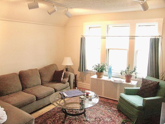2nd image of 1643 W Berwyn Ave #2