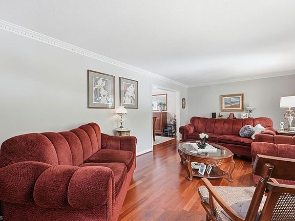 5th image of 234 Westridge Dr