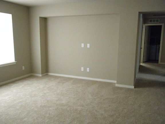 4th image of 29108 122nd Way SE