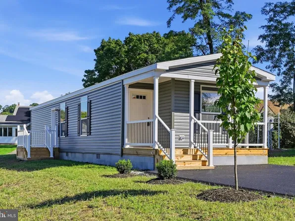 855 Lois, Lebanon, PA 17046