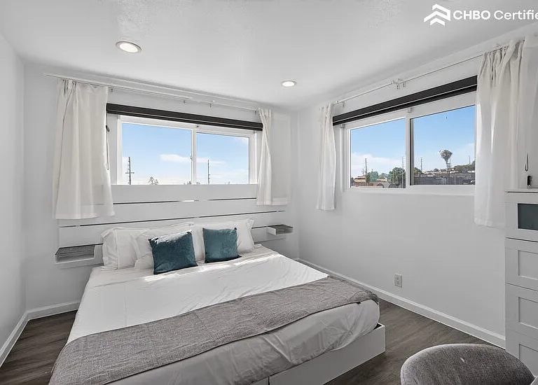 2296 Gaviota Ave #14 — Photo 26