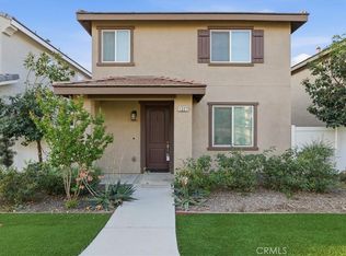 1207 Garnet Ct, Colton, CA 92324