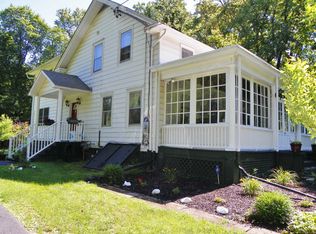 40 Delavergne Ave, Wappingers Falls, NY 12590