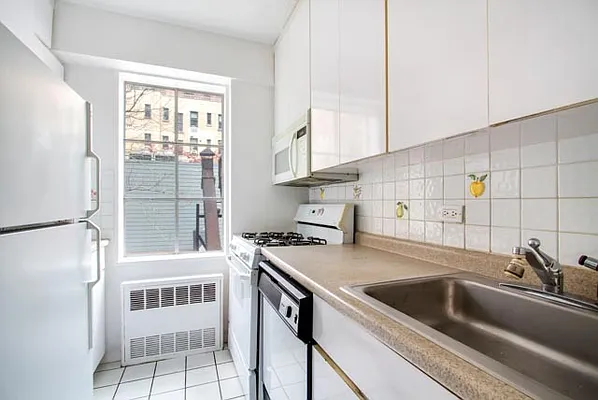 Sold by Compass | media 15