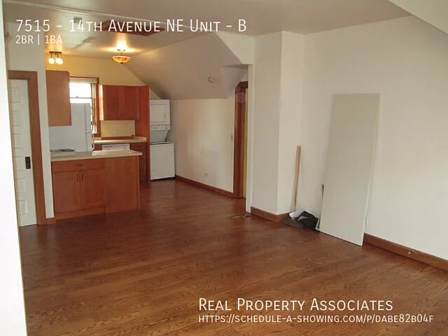 7515 14th Ave NE #B — Photo 8