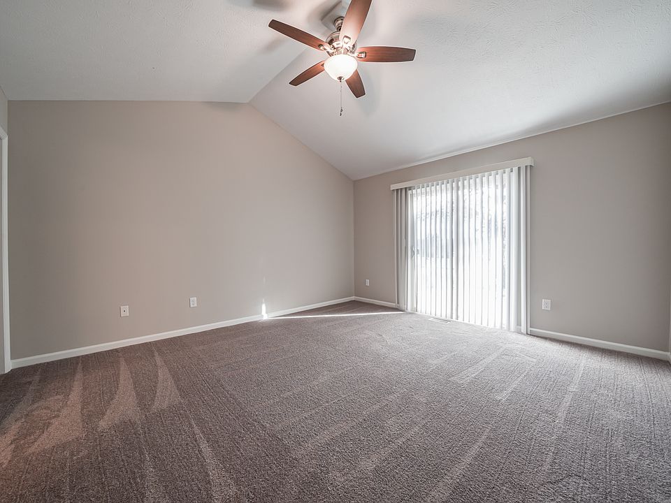 71 B Rough Way - Master Bedroom