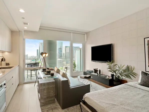 354 N Union Ave, Chicago, IL 60661