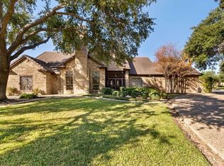 810 Eaton Ln, Laredo, TX 78041