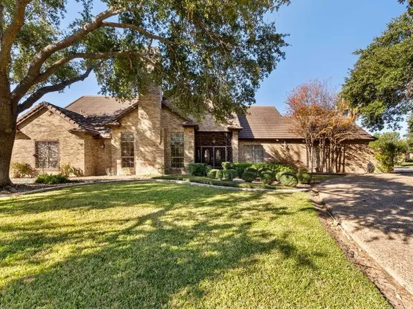 810 Eaton Ln, Laredo, TX 78041