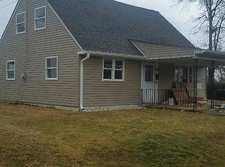 525 Reeves Dr, Phoenixville, PA 19460