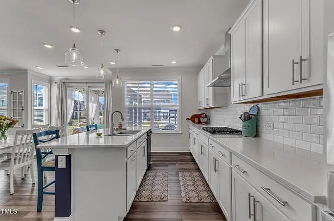 1526 Cloverfield Ct — Photo 56