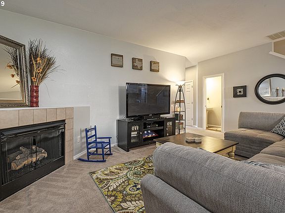 5th image of 3063 SE Merriweather Dr