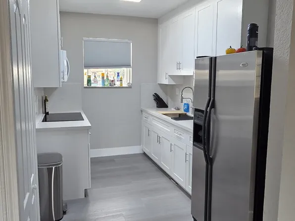 10285 NW 80th Ct APT 207, Hialeah Gardens, FL 33016