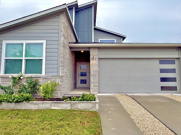 2nd image of 13916 Lubeck Dr