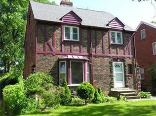 3495 Berkeley Rd, Cleveland Heights, OH 44118
