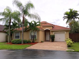 9057 SW 167th Pl, Miami, FL 33196