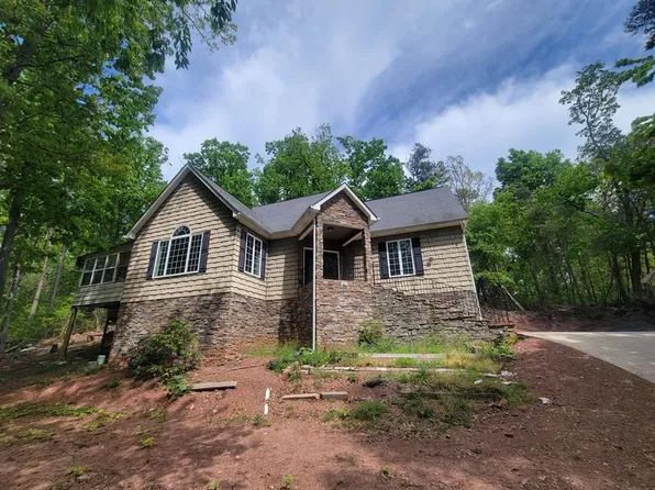 524 Reed Rd, Dalton, GA 30720