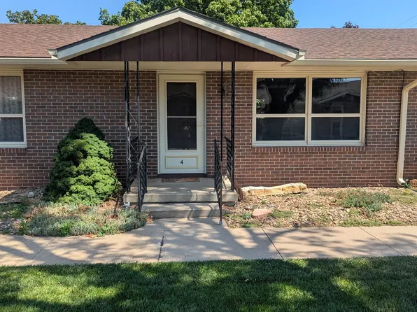 205 S Ash St APT 4, Hillsboro, KS 67063