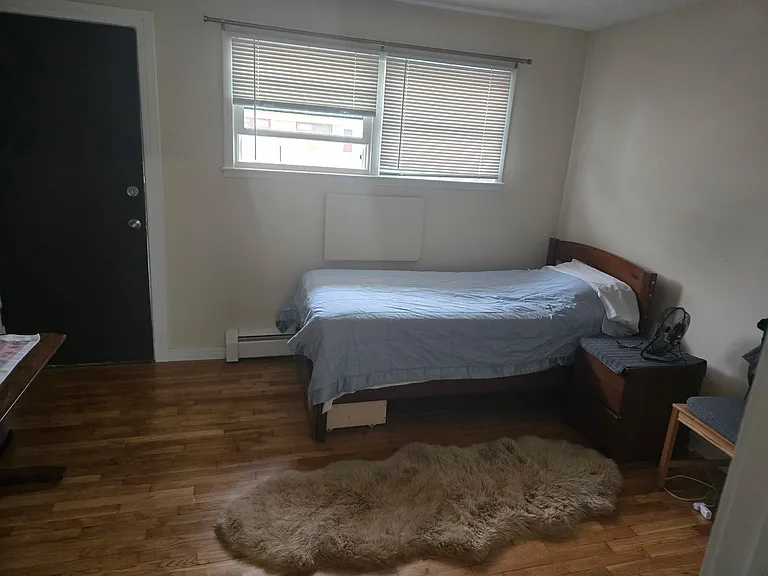 37 King Arthur Ct #17 — Photo 3