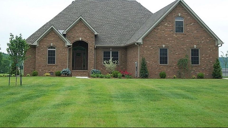 1st image of 102 Stonewall Dr