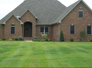 102 Stonewall Dr, Russellville, KY 42276