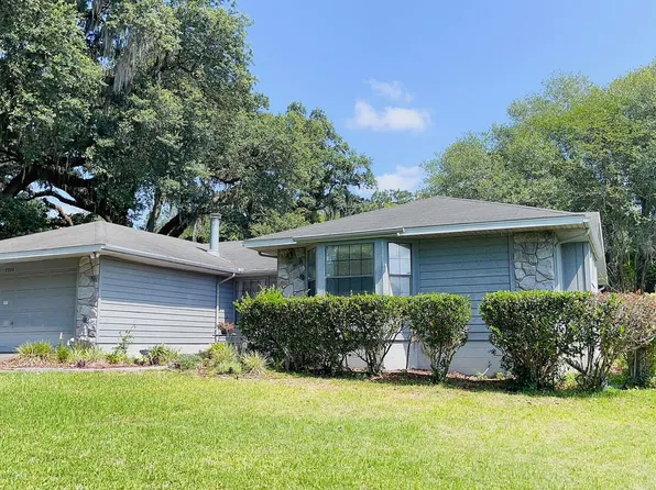 7720 NW 38th Pl, Gainesville, FL 32606