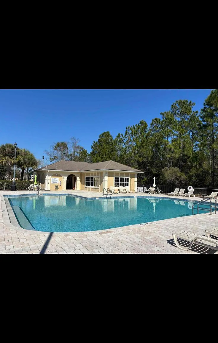 2 bed, 940 sqft, $1,850 — Photo 3