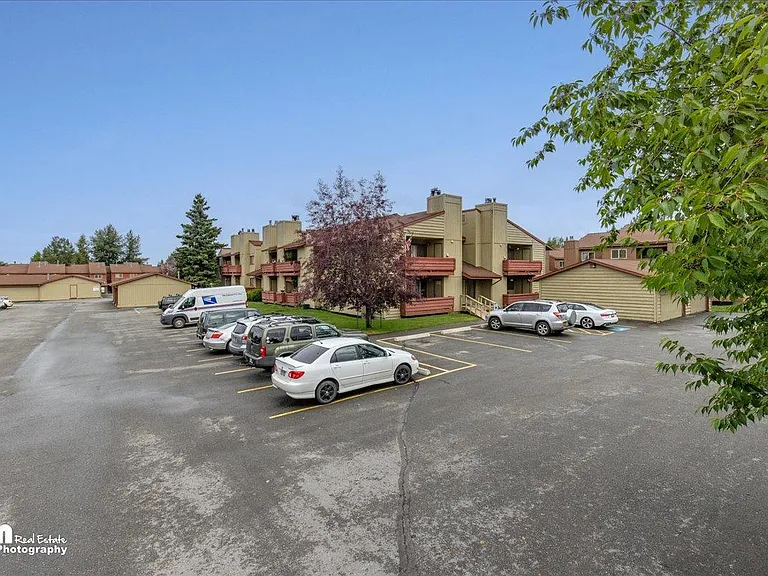10250 Jamestown Dr #8 — Photo 22