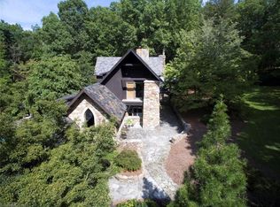 6111 Meadow Bluff Ln, Oak Ridge, NC 27310