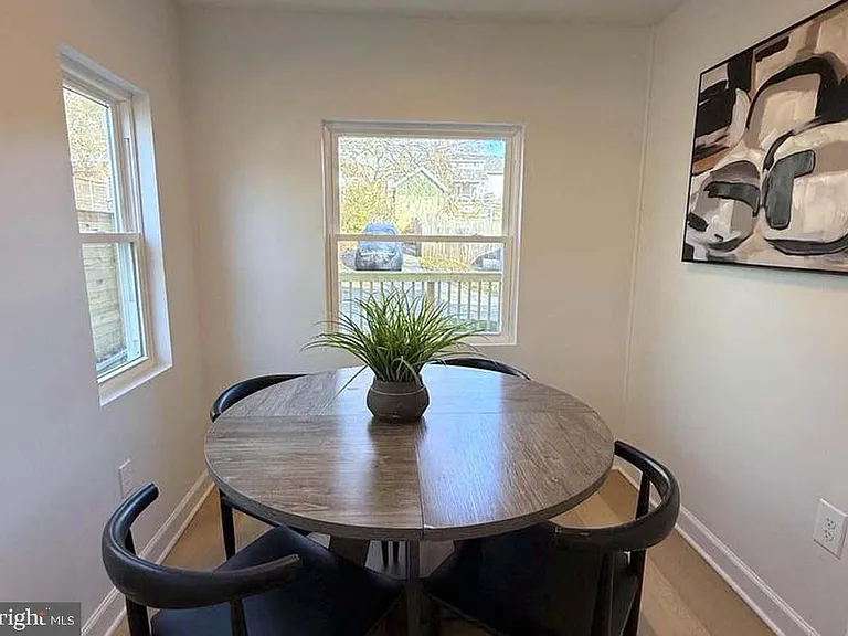 1416 Kearny St NE — Photo 11