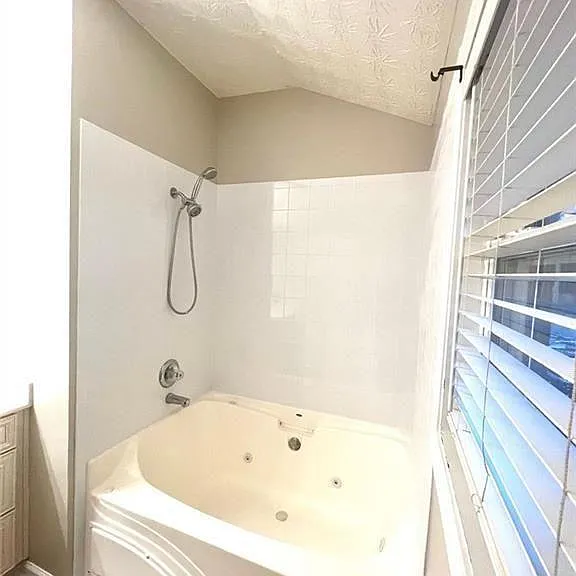 3854 Austin Park Ln — Photo 27