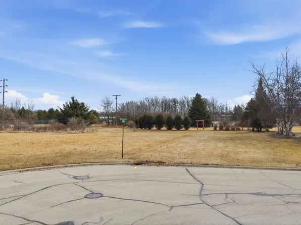 McKinley Ave #9, Clintonville, WI 54929