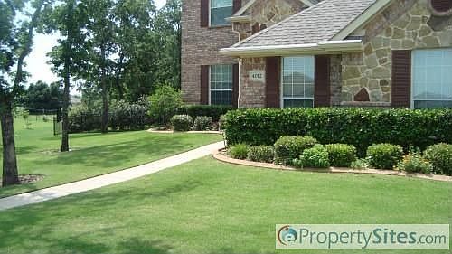 2nd image of 4012 Crestwood Ct