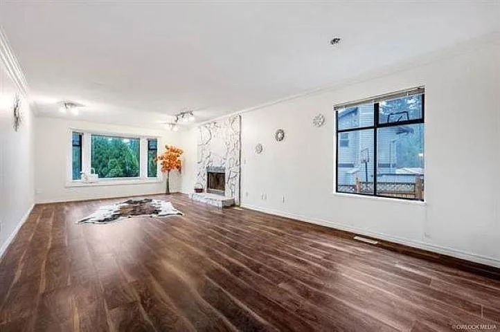 2628 McLaughlin Ct — Photo 3