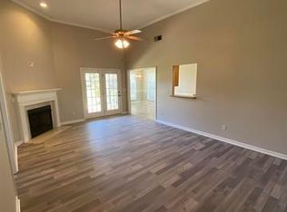 206 Heather Ridge Cir, Pelham, AL 35124