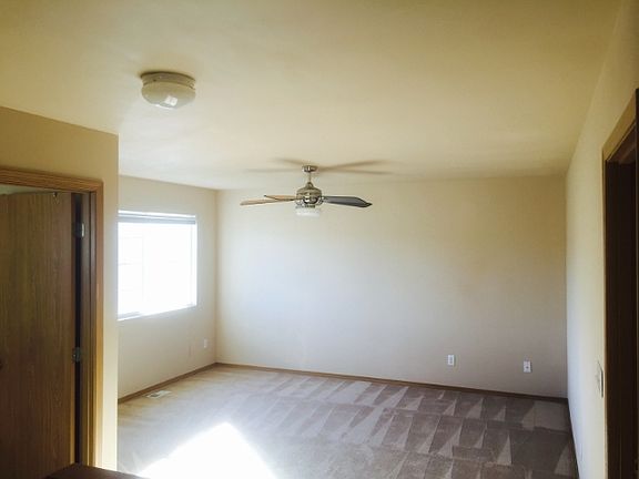 3rd image of 12736 SE 299th Pl
