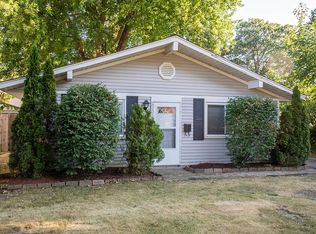 7622 Dahlia Dr, Mentor On The Lake, OH 44060