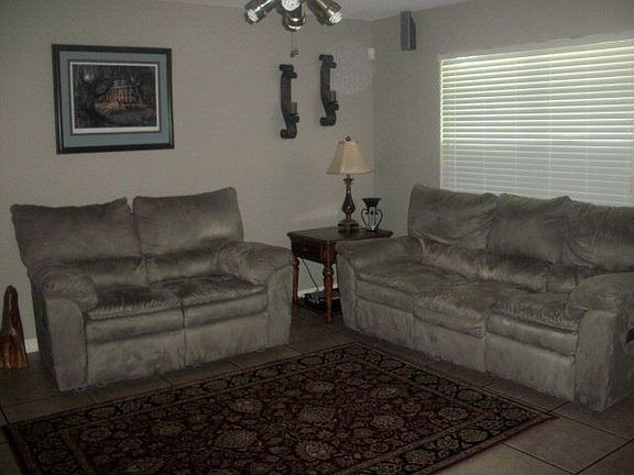 5th image of 109 Cindy St