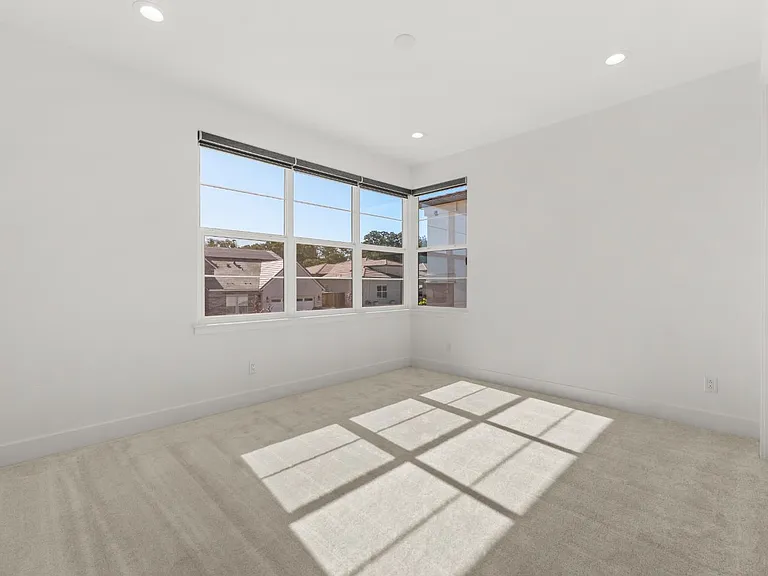6162 Kings Peak Dr — Photo 23